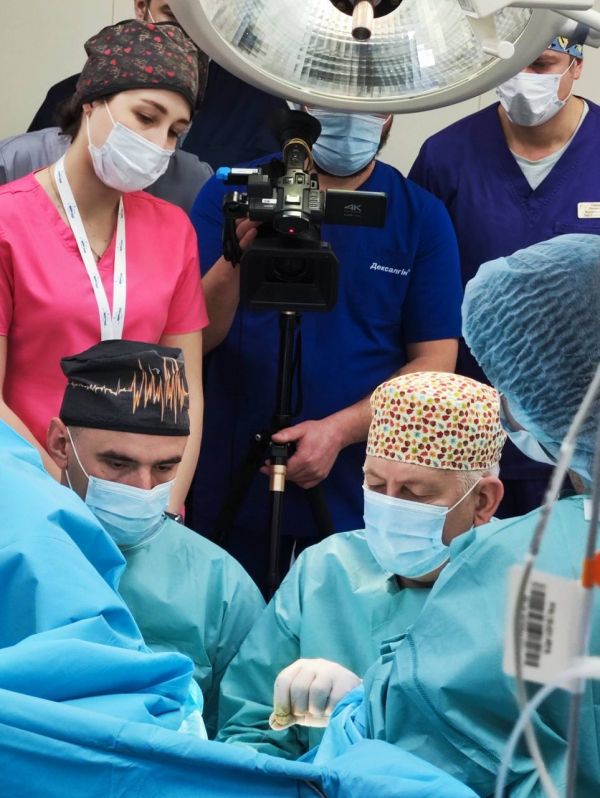 MODERN METHODS OF TREATMENT OF URINE STONE DISEASE